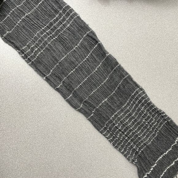 Rag & Bone Scarf Grey White Stripe Crinkle Wool Blend Outdoors Textured 56x7.5 - Picture 4 of 6